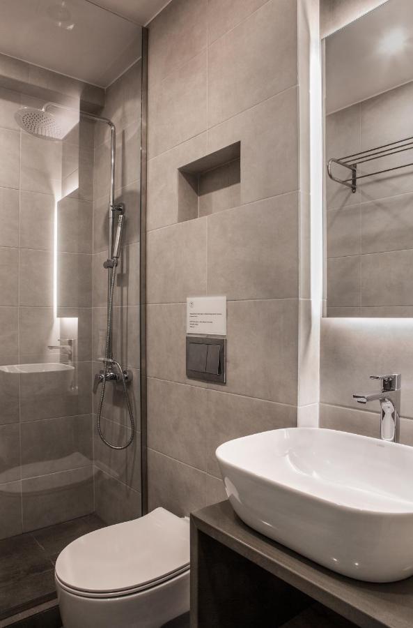 The Square Six Apartment Atena Exterior foto